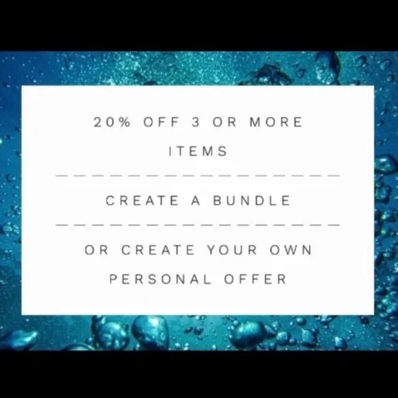 LulaRoe V Neck Tee - Picture 6 of 6